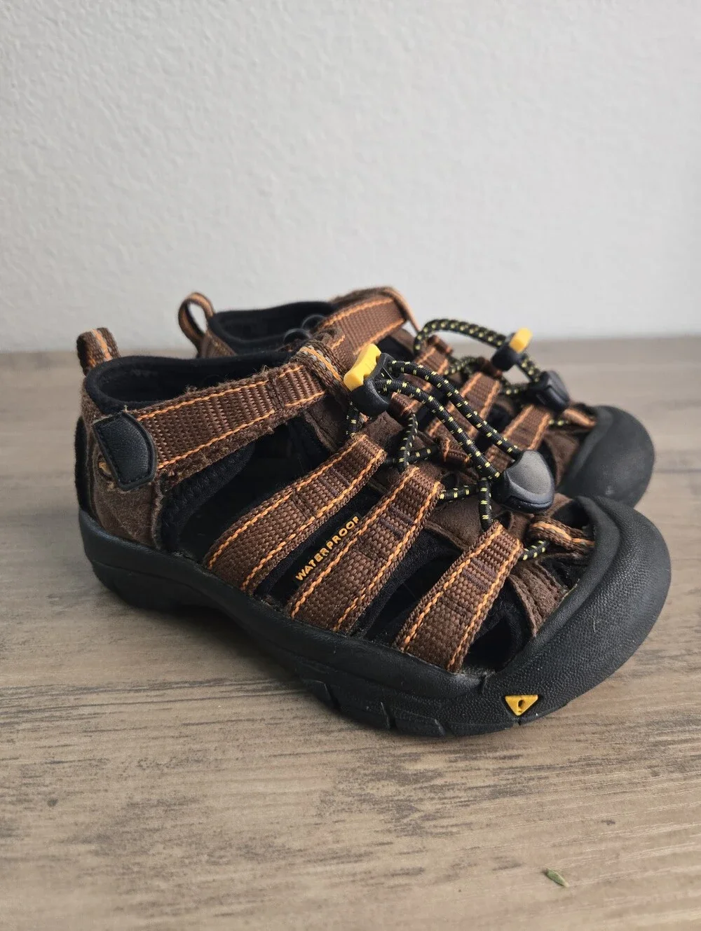 Keen Newport Waterproof Sandal Closed Toe Washable Toddler Size 10 Brown